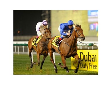 Whispering Gallery wins the 2011 DRC Gold Cup.