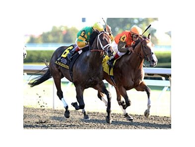 Hoofit, inside, racing in the Phoenix Stakes at Keeneland.