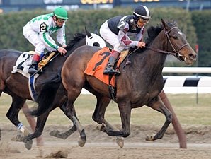 Monzon Rallies to Win Count Fleet Monzon Rallies to Win Count Fleet