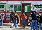 Zenyatta arrives at Churchill Downs.