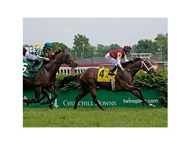 Florentino holds off all comers to take the Jefferson Cup.<br><a target="blank" href="http://www.bloodhorse.com/horse-racing/photo-store?ref=http%3A%2F%2Fpictopia.com%2Fperl%2Fgal%3Fprovider_id%3D368%26ptp_photo_id%3D8233380%26ref%3Dstory">Order This Photo</a>