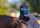 Racing Rushes to Provide Mobile Applications Racing Rushes to Provide Mobile Applications