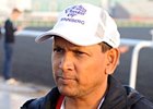 Shivananda Parbhoo watches over Trinniberg's training in Dubai.