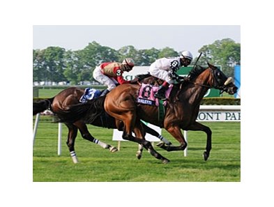 Baletti pulls away in the Fort Marcy.<br><a target="blank" href="http://www.bloodhorse.com/horse-racing/photo-store?ref=http%3A%2F%2Fpictopia.com%2Fperl%2Fgal%3Fprovider_id%3D368%26ptp_photo_id%3D8937898%26ref%3Dstory">Order This Photo</a>