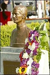 Shoemaker Memorial Set for Tuesday at Santa Anita Shoemaker Memorial Set for Tuesday at Santa Anita