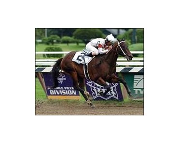 Appealing Zophie wins the Spinaway Stakes at Saratoga.<br><a target="blank" href="http://www.bloodhorse.com/horse-racing/photo-store?ref=http%3A%2F%2Fpictopia.com%2Fperl%2Fgal%3Fgallery_id%3D6823%26process%3Dgallery%26provider_id%3D368%26ptp_photo_id%3D536227%26sequencenum%3D%26page%3D">Order This Photo</a>