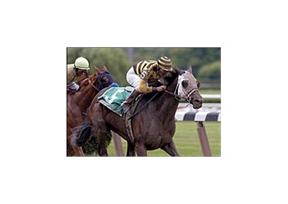 Island Sand rallied to win the Acorn, Friday at Belmont.