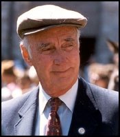Industry Leader Albert Clay Dies at Age 85 Industry Leader Albert Clay Dies at Age 85