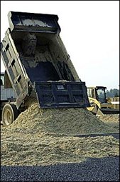 Polytrack Projects Continue at Turfway, Keeneland Polytrack Projects Continue at Turfway, Keeneland