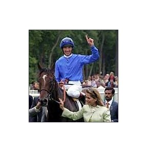 Frankie Dettori smiles after riding Shamardal to the win in Sunday's Prix du Jockey Club.