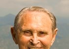 Pincay Award to Retired Jockey Volzke Pincay Award to Retired Jockey Volzke