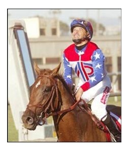 Azeri, with Mike Smith up, makes it 11 wins in a row.