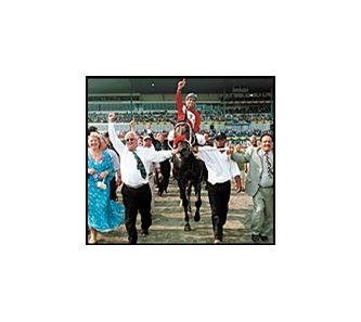 Tj's Lucky Moon with winning connections after upset Queen's Plate victory.