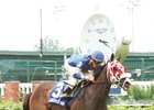 Bullards Alley taking the 2016 Louisville Handicap