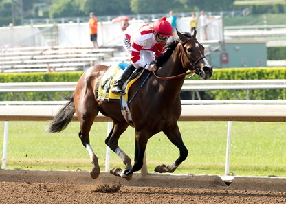 Songbird wins the 2016 Summertime Oaks.