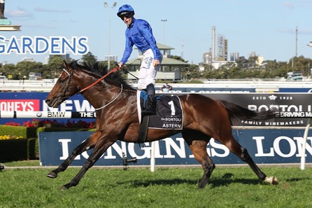 Astern wins the 2016 Golden Rose Stakes