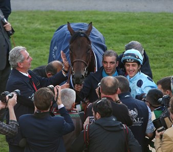 Almanzor wins the 2016 Irish Champion Stakes