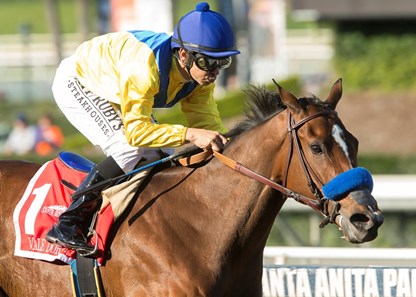 Vale Dori wins the 2017 La Canada Stakes