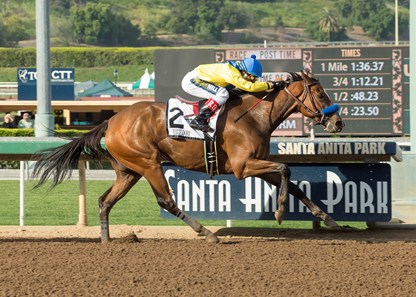 Vale Dori wins the 2017 Santa Margarita Stakes