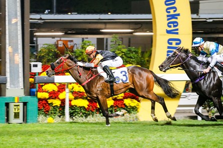 Griffin Premiere wins the 2017 Chinese Recreation Challenge Cup Handicap