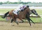 Irap (outside) just gets by Girvin late in the Ohio Derby