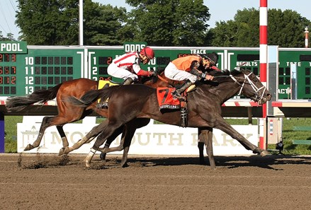 Girvin wins the 2017 Haskell Invitational (G1)