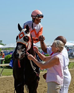 Ben's Cat with Julian Pimentel wins the Jim McKay Turf Sprint. King Leatherbury owner/trainer.