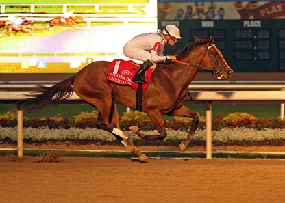 Overture wins the 2017 Indiana Oaks