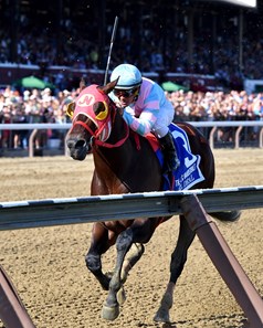 El Deal wins the 2017 Vanderbilt