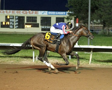 American Dubai wins the 2017 Downs At Albuquerque Handicap