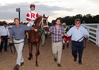 Oscar Nominated wins the 2017 Calumet Farm Kentucky Turf Cup