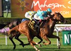 Uni wins the 2017 Sands Point Stakes