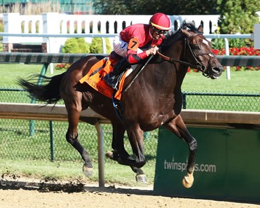 Honorable Duty wins the 2017 Lukas Classic