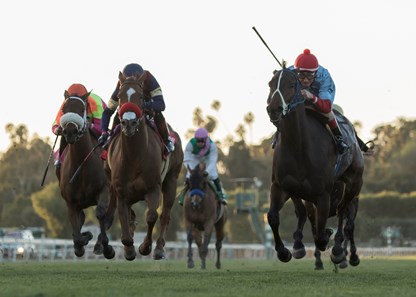 Mongolian Shopper wins the 2018 Wishing Well Stakes