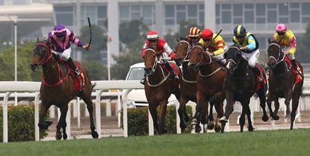 Dundonnell scores his first win in nearly three years in the Class 1 Chinese New Year Cup Handicap Febuary 18 2018