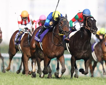 Fine Needle wins the 2018 Takamatsunomiya Kinen