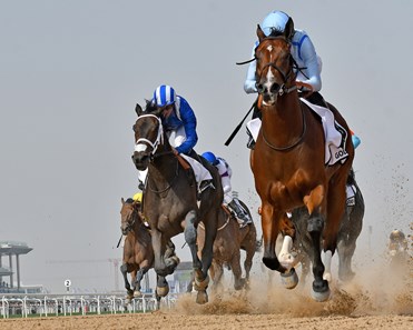 Heavy Metal wins the 2018 Godolphin Mile