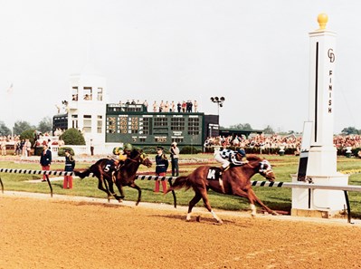 Secretariat wins the 1973 Kentucky Derby