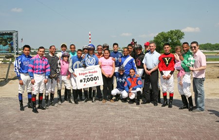 Hall Of Fame Jockey Edgar Prado received his #7,000 career victory aboard Thefundsarelow at Parx Racing in Bensalem, Pennsylvania on May 15, 2018. Prado rode the 4 year old PA Bred colt by Belong To Me to victory in a time of 1:42 2/5 for the mile.