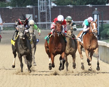 Miss Kentucky wins the 2018 Winning Colors Stakes at Churchill Downs.