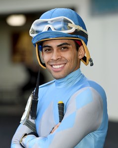 Jockey Keivan Serrano