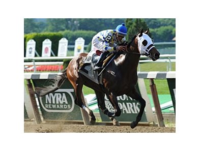 Moreno won the 2013 Dwyer Stakes. <br><a target="blank" href="http://photos.bloodhorse.com/AtTheRaces-1/at-the-races-2013/27257665_QgCqdh#!i=2618632623&k=rBXZPGC">Order This Photo</a>