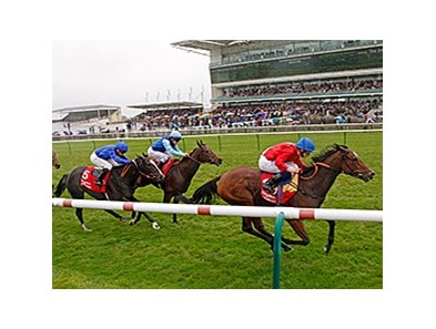 Chariot Races Rome Integral Controls Pace for Sun Chariot Win - BloodHorse