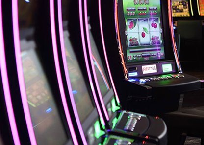 Historical horse racing machines at the Red Mile