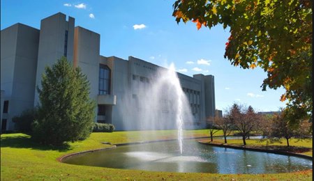 Gluck Equine Research Center
