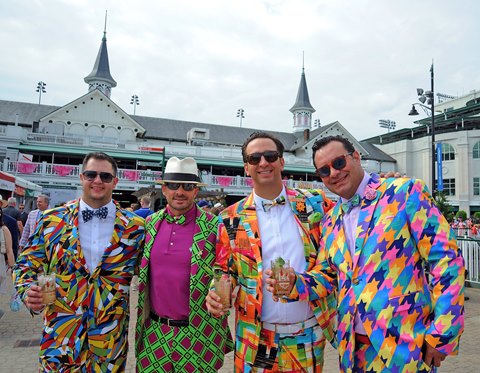 How to dress for rain during the Kentucky Derby at Churchill Downs