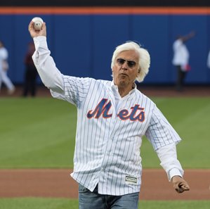 WATCH: Hall of Fame trainer Bob Baffert delivers first pitch before Mets  vs. Orioles game – Saratogian