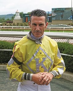 Jockey Mario Pino