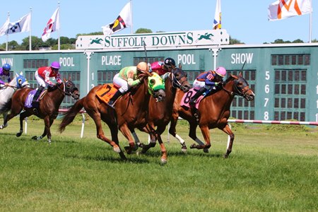 Suffolk Downs Adds Couple of Race Dates for 2019 - BloodHorse