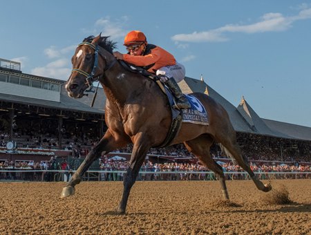 Imperial Hint sets a track record while winning the 2019 Alfred G. Vanderbilt Handicap at Saratoga Race Course